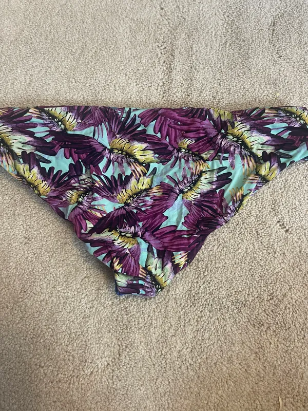 Bikini Bottoms - Image 2