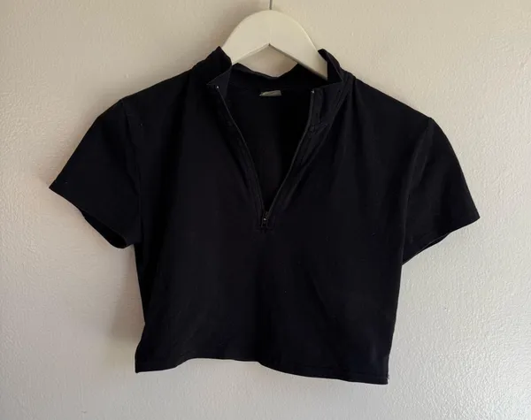TNA Top Aritzia Crop - Image 2