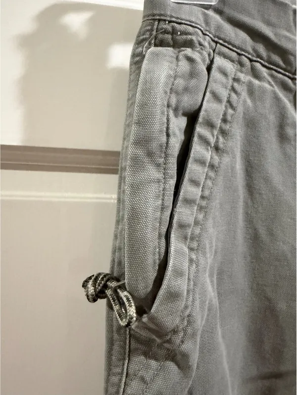 Columbia Women's Regular Fit Outdoor Pants Size 8 Gray - Image 2