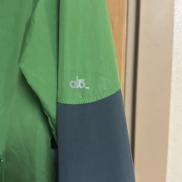 Alo Green Lightweight Full-Zip Jacket - Image 4