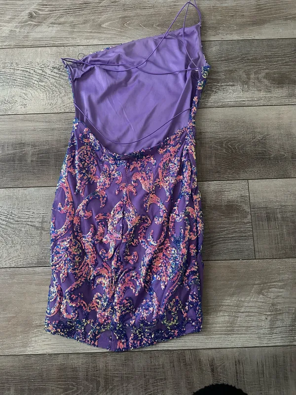 Homecoming Dress Windsor - Image 2