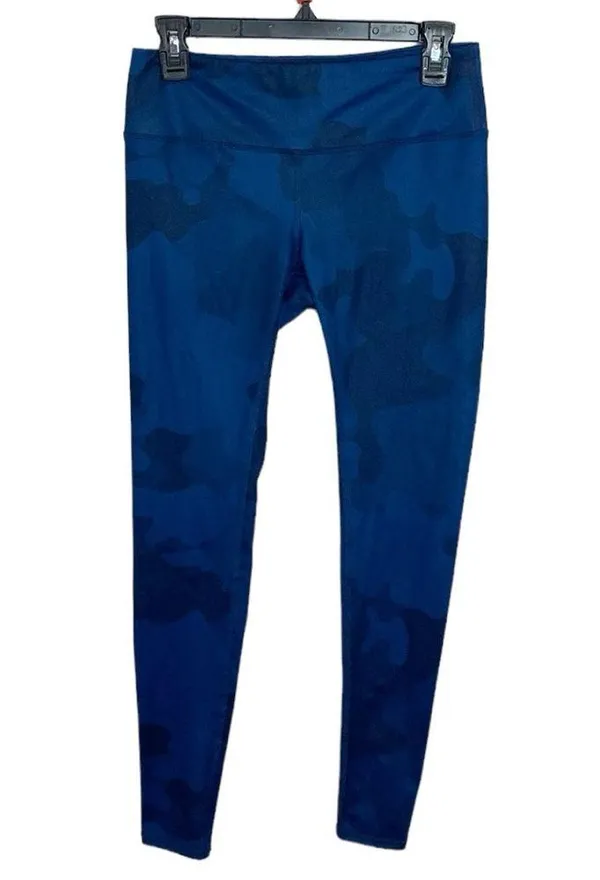 Alo Yoga Airbrush navy camouflage print mid rise leggings size S - Image 2