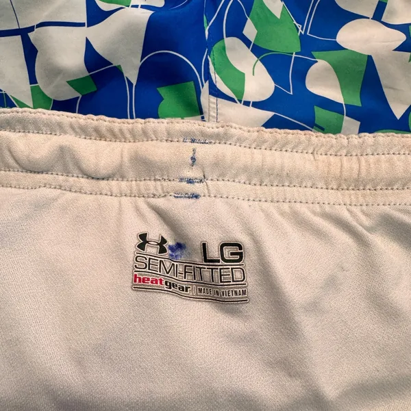 Under Armour Women's‎ Running Shorts Size Large L Blue Green White Graphic Lined - Image 5