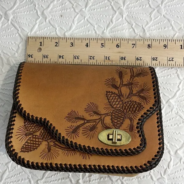 Source Unknown Tooled Leather Embroider bag - Image 9