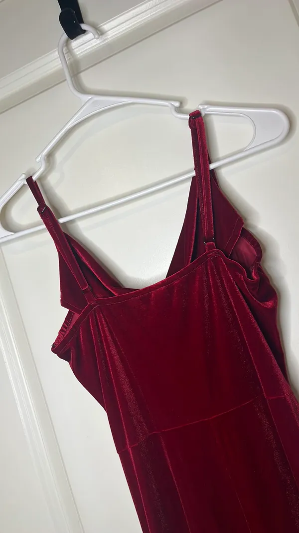 Red Dress - Image 4