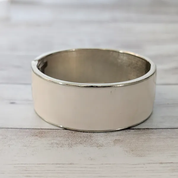 Cream Enamel Chunky Hinged Bracelet - Image 5