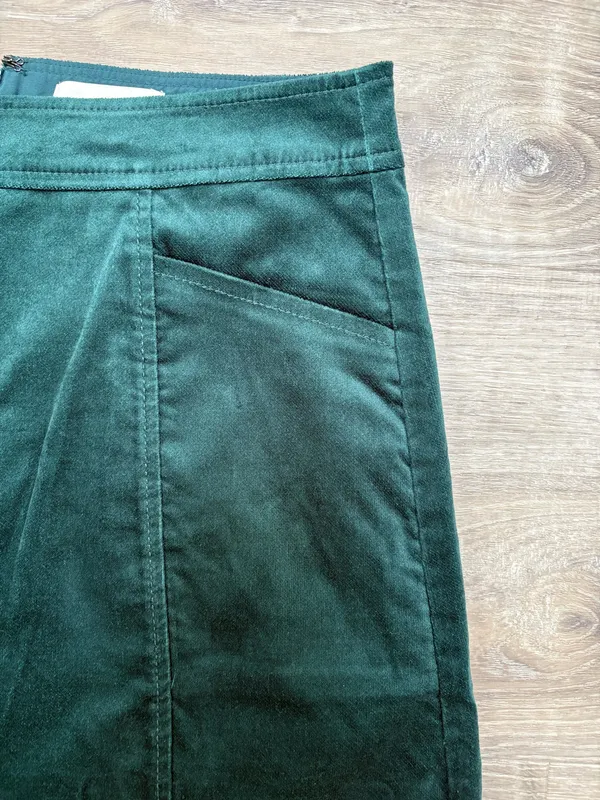 Loft Outlet Suede Green Skirt - Image 2