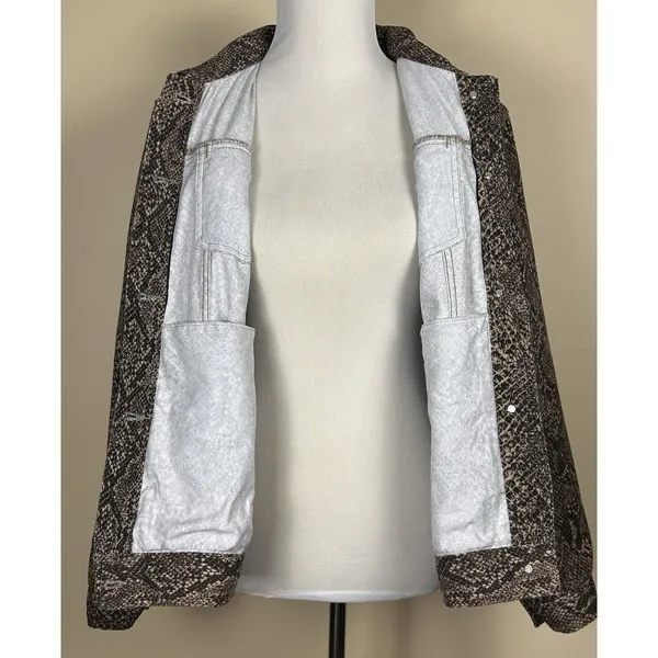 CHAPS Women 1X Snake Print Denim Jacket Brown Tan Reptile Stretch Jean Coat Plus - Image 9