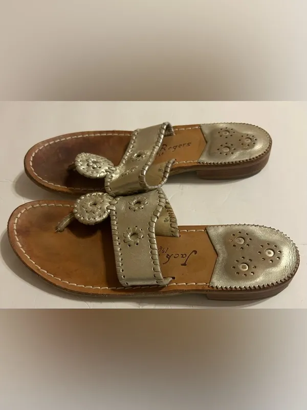 Jack Rogers Metallic Silver Leather Thong Sandals - Image 4
