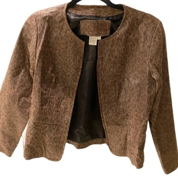 Live A Little 100% Leather Jacket Leopard pattern zippered - Image 2