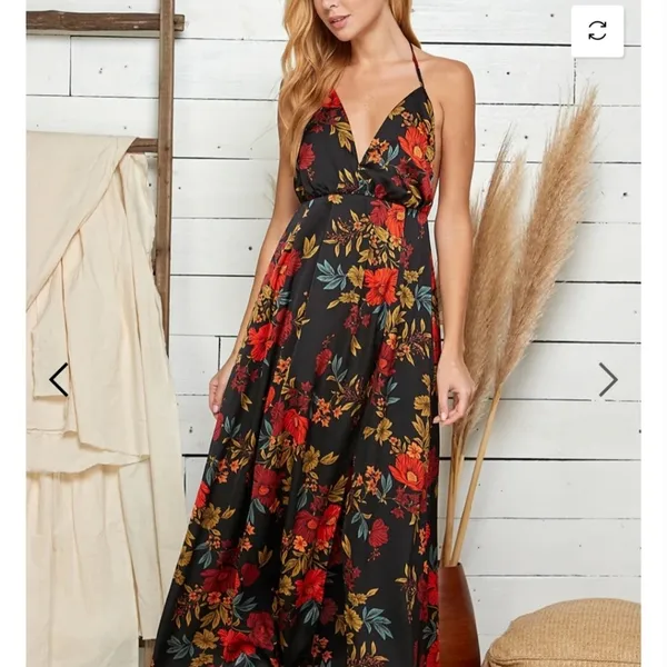 NEW Sweet Lemon Floral Print Halter Neck Maxi Dress - Image 4