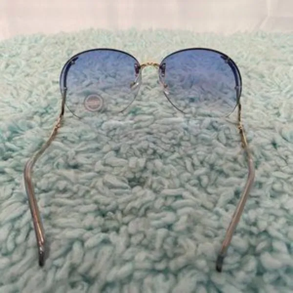 Rimless Blue Lens & Silver Sunglasses NWOT - Image 5