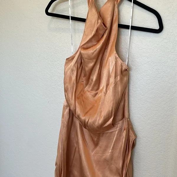 Elliatt E8062201‎ Lambent Asymmetric Halter Dress Sz M Camel Beige - Image 6