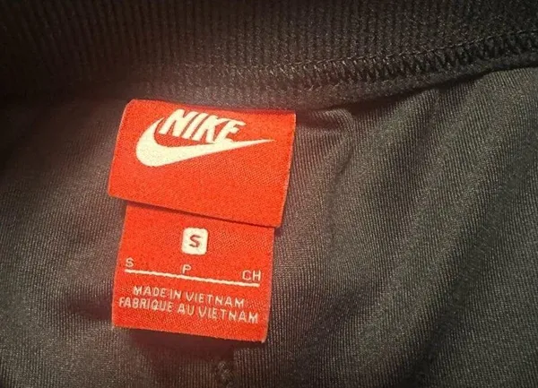 Nike Gray and Black Jogger Sweatpants - Image 4