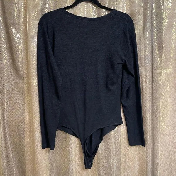 Abercrombie & Fitch Women’s Large Soft Cozy Navy Blue Button Down Bodysuit - Image 2