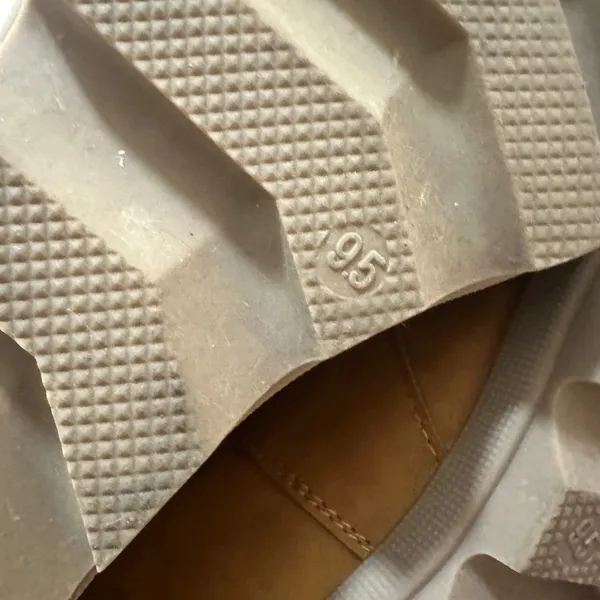 Athlefit | Women's Hidden Wedge‎ Ankle Boots Tan Chelsea Lug Sole Boot Shoe, 9.5 - Image 7