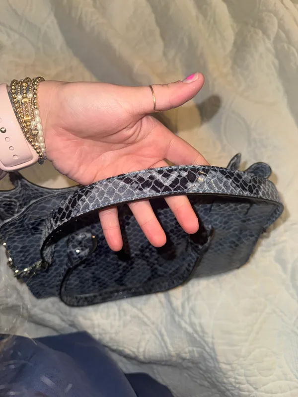 Michael Kors Blue Snake Skin Bag - Image 3