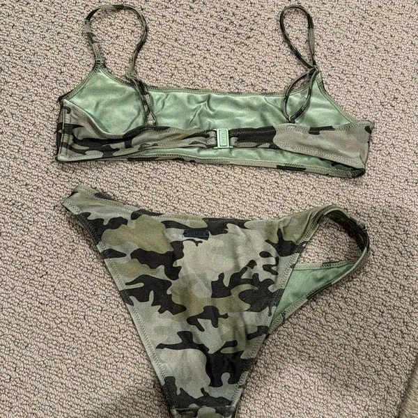 Triangl Camouflage  bikini - Image 2