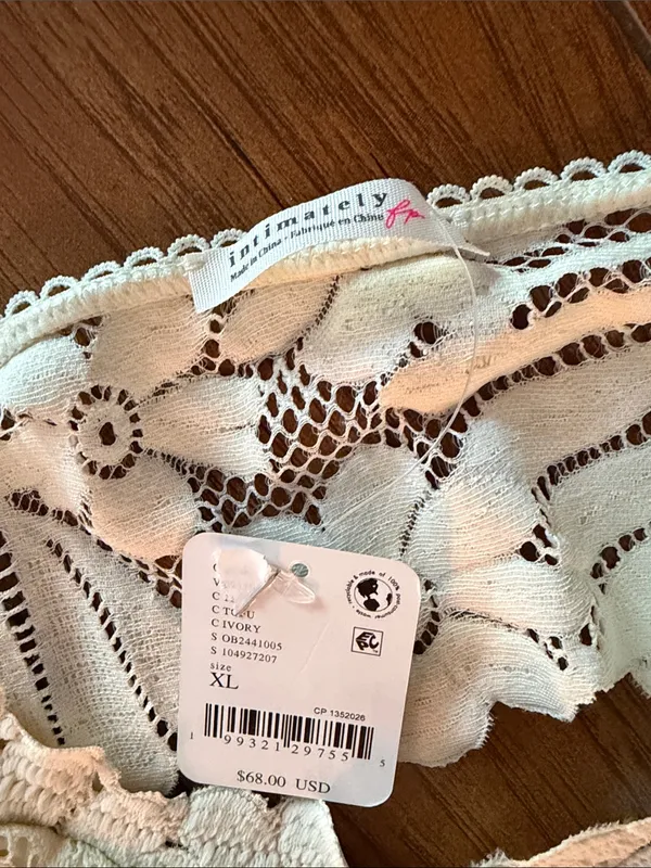 Free People Petal Party Shapeless Cami- size XL - Image 4