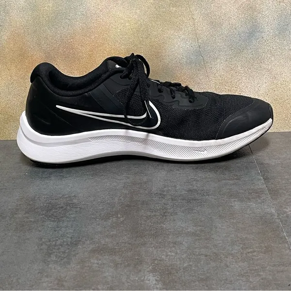 Nike Star Runner 3 Women's Black & White Sneakers Size 8.5M - Image 15