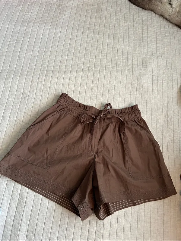 Onika Asha fawn brown NWT cotton boho comfy casual shorts M - Image 2
