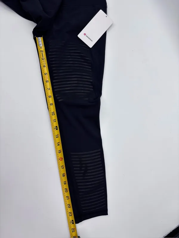 lululemon athletica Black Sculpting Leggings - Image 7