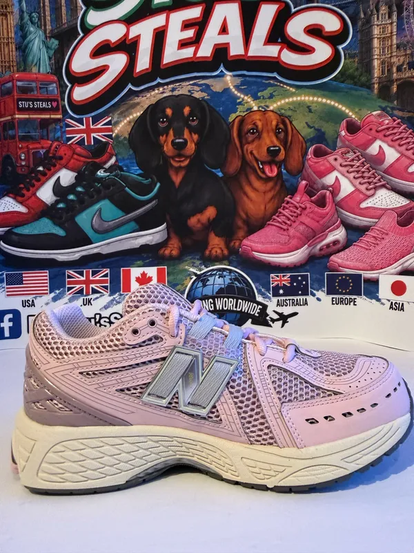 New Balance 1906 size 6W/4.5Y - Image 3