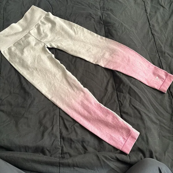 Gymshark Pink Seamless High-Waisted Leggings Size Small - Image 4