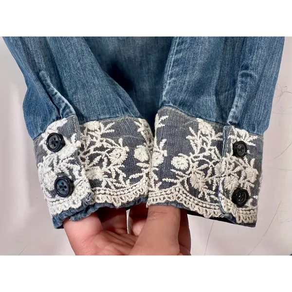 Victorian Style Prairie Denim Blouse White Floral Lace Ruffle Collar & Cuffs XS - Image 6