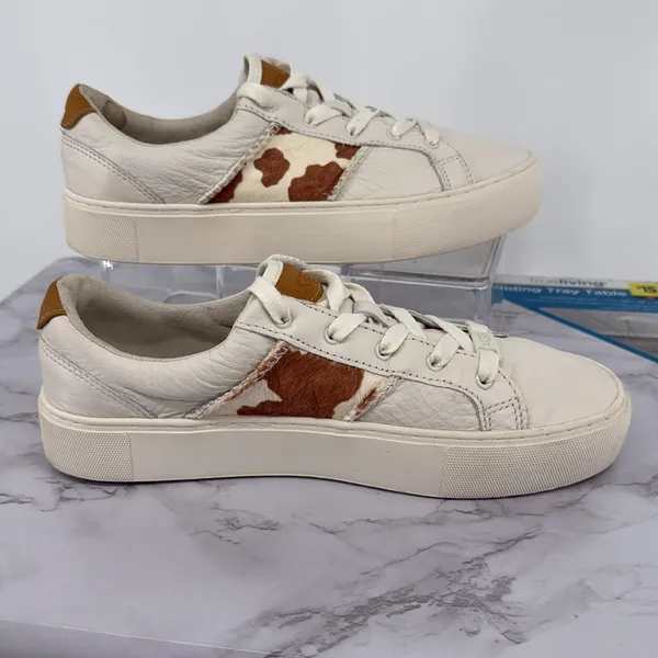 UGG Dinale Sneaker Lace Up‎ White Mesa Sand Cow Print Leather Casual Sz 8.5 US - Image 4