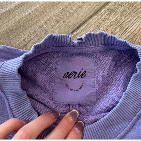 aerie crewneck - Image 2