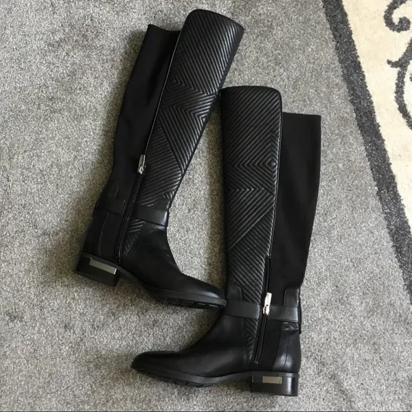 NEW Vince Camuto modern boots🖤🖤 - Image 2