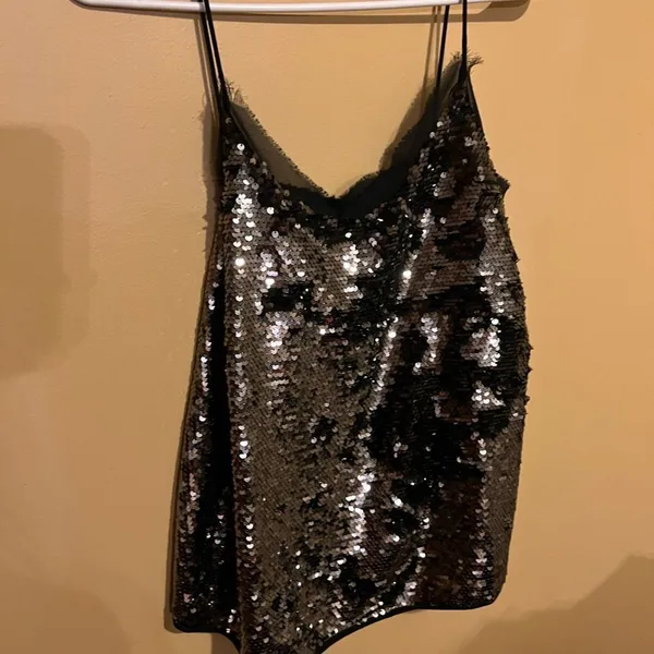 WDNY Cami Sequin Party Top Spaghetti Straps V Neck Size M Metallic NWT - Image 7