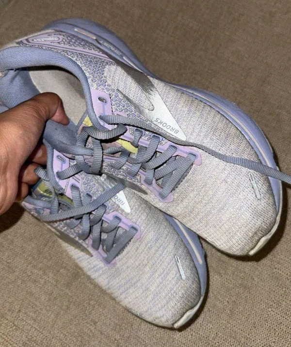 Brooks Shoes - Image 3