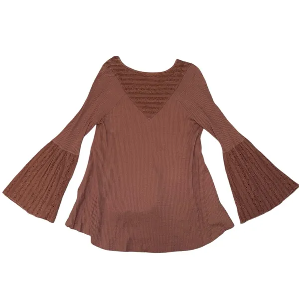 Free people ribbed lace crochet long sleeve top women’s size medium - Image 2