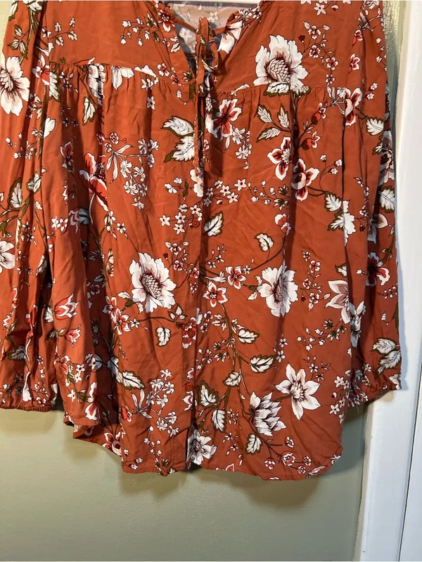 Loft Women's Size Large Petite Blouse Orange White Floral Button Down Ruffle‎ - Image 5