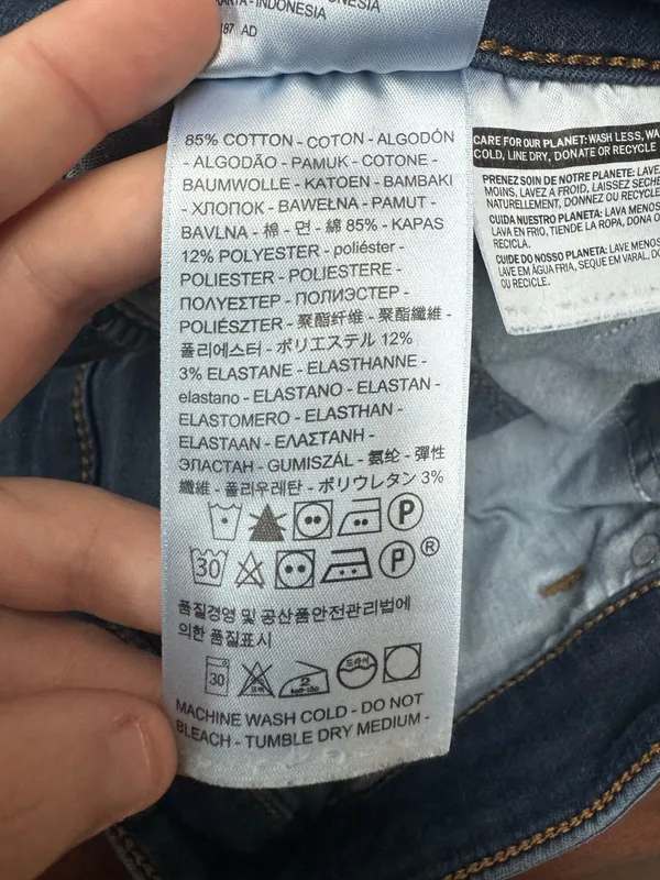 Levi’s Classic Mid Rise Skinny Jeans Size 12 Long - Image 6