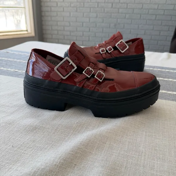Converse Lug Sole Mary Jane’s Women’s Size 10.5 Red Patent Leather Platform Y2K - Image 6