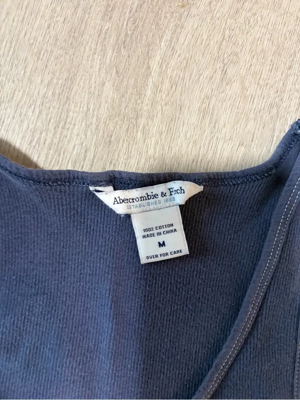 Y2K Abercrombie Tank - Image 2