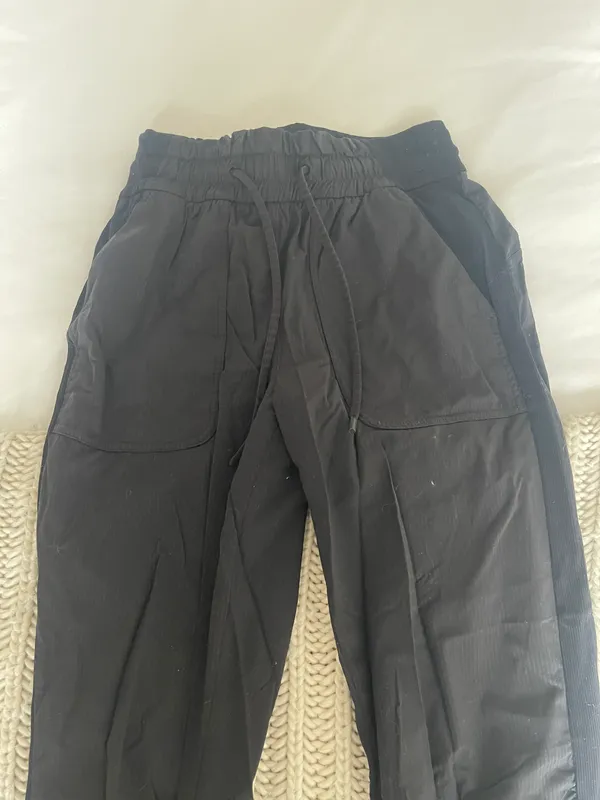 Lululemon Joggers - Image 2