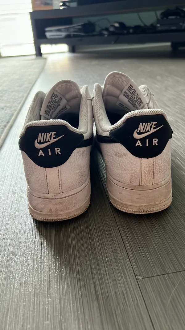 Nike Air Force 1 - Image 2