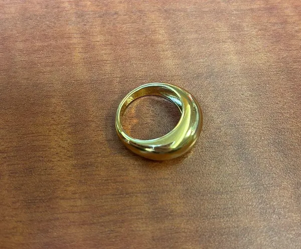 House of Harlow gold tone chunky ring size 7 - Image 3