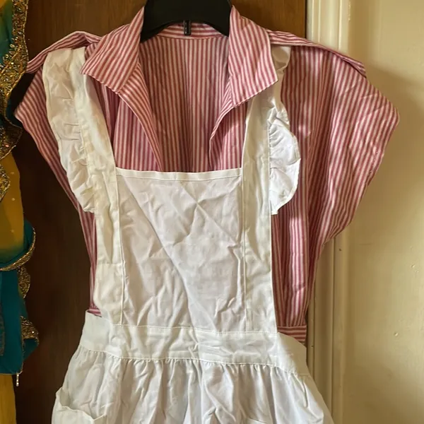 OOAK 1940s Nurse Joy cosplay - Image 8