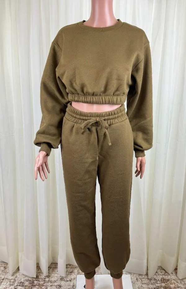 Zenana 2 Pcs Crop Top Tracksuit Jogger Pants Set Outfit Workout Active Lounge Olive Green XS - Image 2
