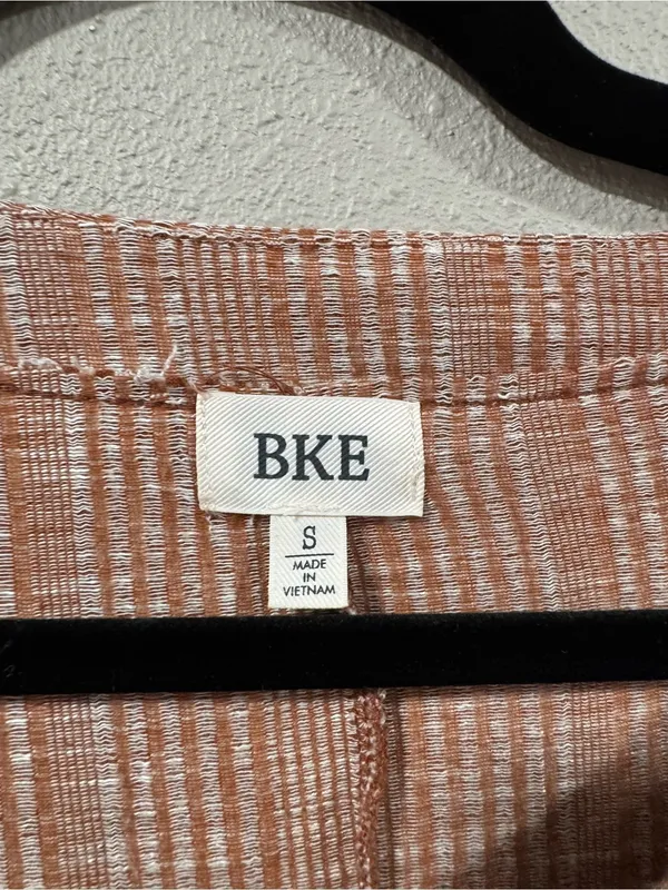 BKE Relaxed Stripe Short-Sleeve Top in Beige - Image 4