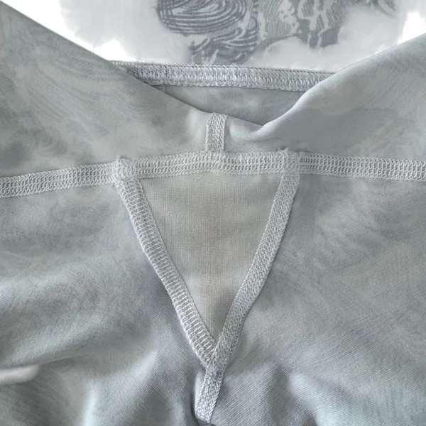 Size 8 Lululemon Train Times Short 6" Inseam Eternal Wave White / White - Image 9