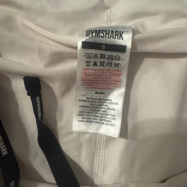 Gymshark 🦈 Women's 🤍 Athletic Shorts size small white - Image 2