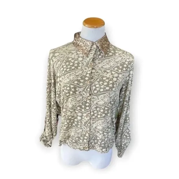 Womens Buckle BKE Gimmicks Sequin Collar Back Collar Button Down Cutout Top - S - Image 5