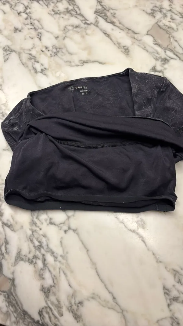 Aerie Black Cropped Workout Top - Image 3