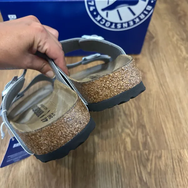 Birkenstock Arizona silver gladiator sandals shoes new - Image 4